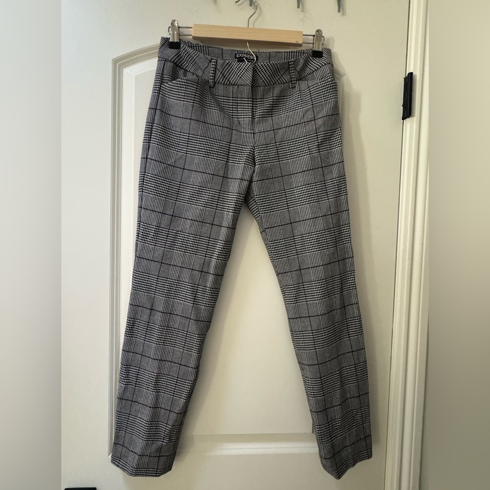 Express Black and White Houndstooth Pants